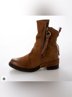 AS 98 boots size 38